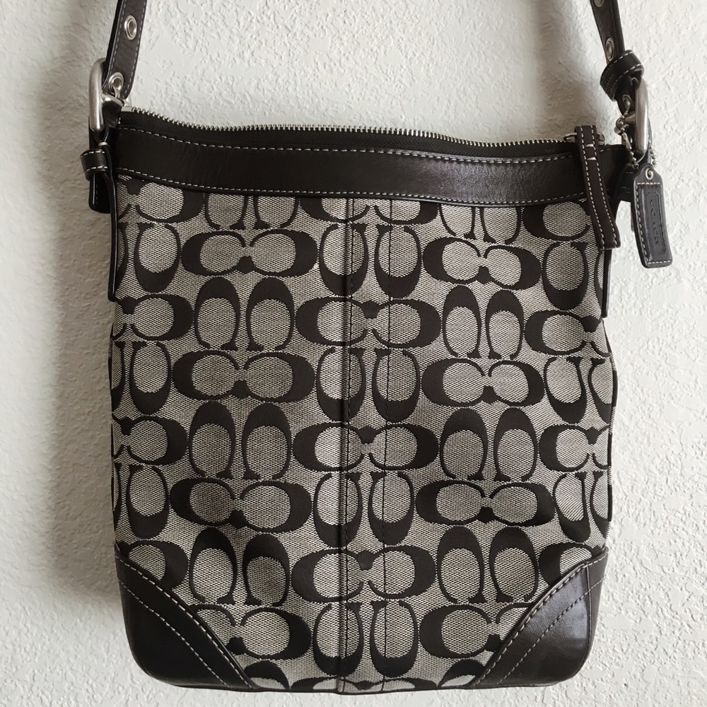 COACH SATCHEL - Picture 3 of 8